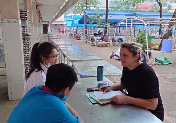 NGOẠI NGỮ QUỐC TRÍ