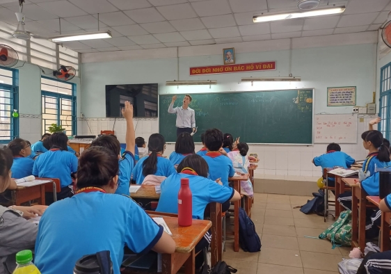 NGOẠI NGỮ QUỐC TRÍ