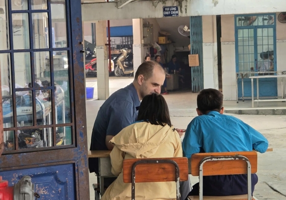 NGOẠI NGỮ QUỐC TRÍ